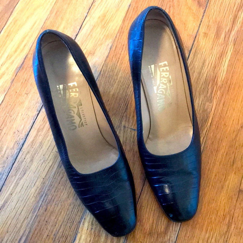 Black Salvatore Ferragamo Heels- reposh